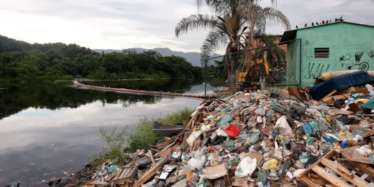Saneamento pode gerar R$ 816 bilhões à economia brasileira até 2040, aponta Trata Brasil