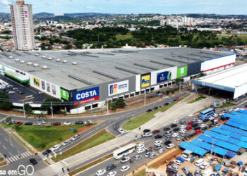 Rock’n roll embala almoço de sábado no Shopping Estação Goiânia