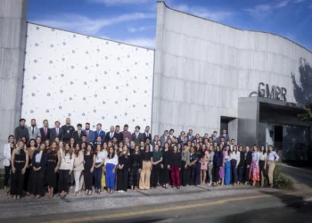 GMPR Advogados celebra 20 anos com palestra de Fernando Schüler sobre ética