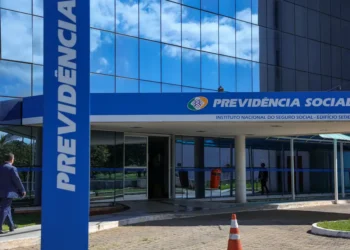 INSS atinge meta de acabar com fila de espera para atendimento