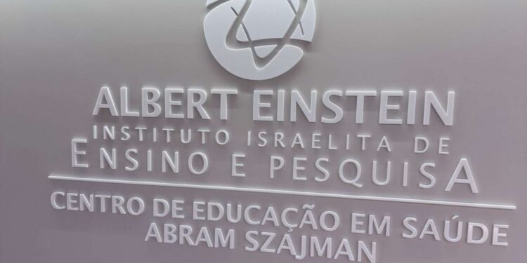 Pós-graduações do Ensino Einstein estão com inscrições abertas em Goiânia
