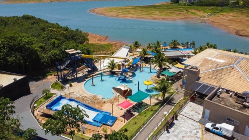 Caldas Novas oferece até 10% de desconto para famílias no feriado de outubro