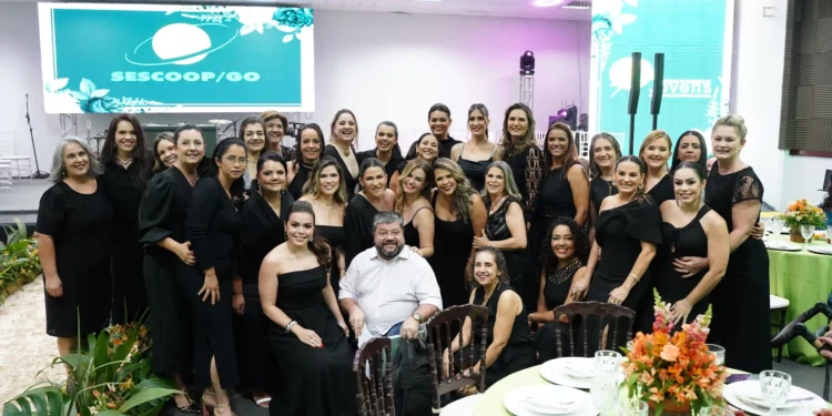 Comigo celebra formatura de mulheres e jovens lideranças cooperativistas