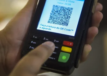 Sicoob leva modelo cooperativo para o mercado de maquininhas voltado a empresas