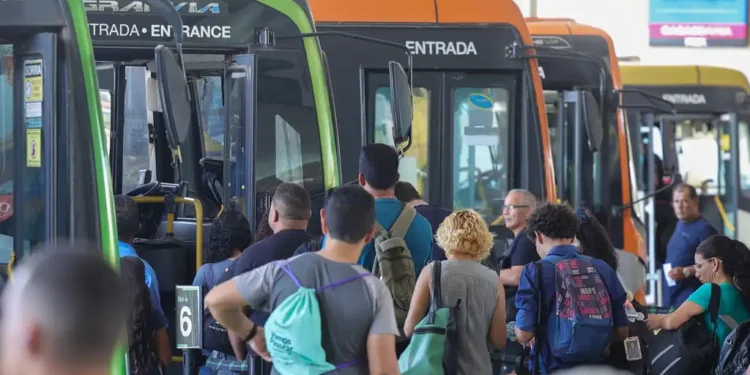 Empresa 1 usa tecnologia no transporte coletivo para reforçar segurança